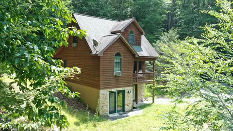 333 Sloan Tract Rd, Oakland, MD 21550