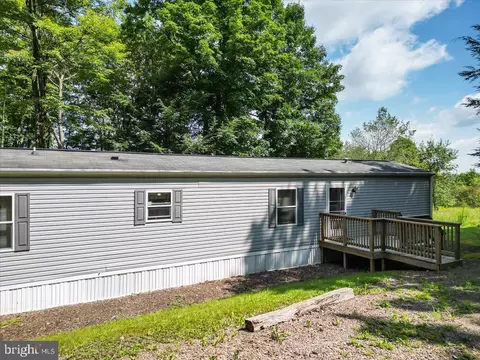 93 Meadow Lake Dr, Grantsville, MD 21536