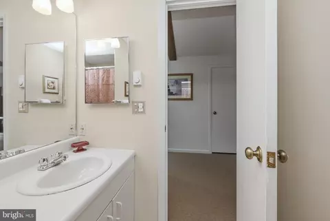Bath - 19 Slopeside Ter #10E, Mchenry, MD 21541 photo 1 of 4