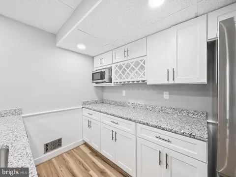 Kitchen - 524 Summit Dr, Swanton, MD 21561 photo 11 of 16