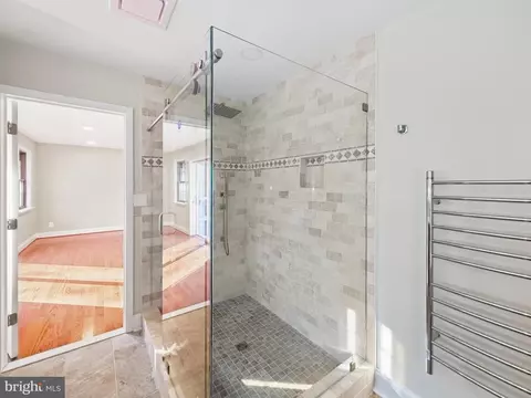Bath - 524 Summit Dr, Swanton, MD 21561 photo 13 of 19