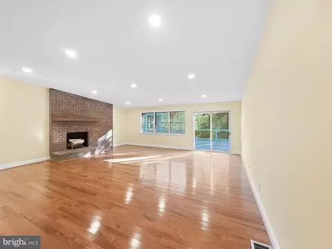 Living - 524 Summit Dr, Swanton, MD 21561 photo 1 of 18