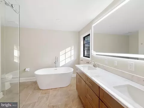 Bath - 524 Summit Dr, Swanton, MD 21561 photo 9 of 19