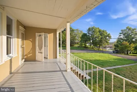 Exterior - 425 E Alder St, Oakland, MD 21550 photo 4 of 5