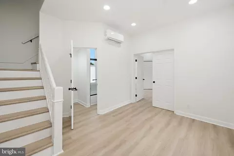 Entry Way - 425 E Alder St, Oakland, MD 21550 photo 28 of 36