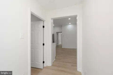 Entry Way - 425 E Alder St, Oakland, MD 21550 photo 10 of 36