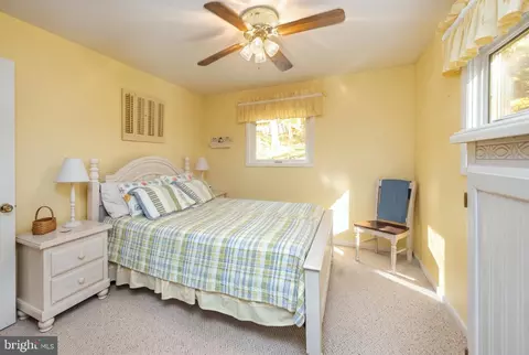 Bedroom - 3105 Shingle Camp Rd, Mc Henry, MD 21541 photo 4 of 14