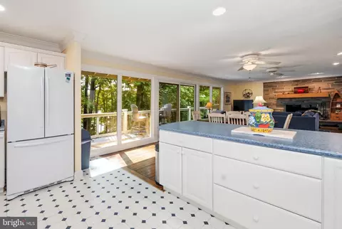 Kitchen - 3105 Shingle Camp Rd, Mc Henry, MD 21541 photo 5 of 10