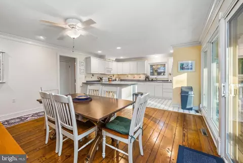 Dining - 3105 Shingle Camp Rd, Mc Henry, MD 21541 photo 1 of 5