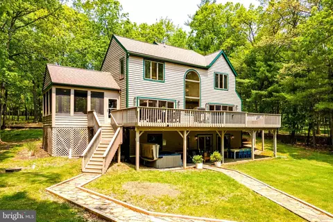1038 S Blakeslee Rd, Oakland, MD 21550