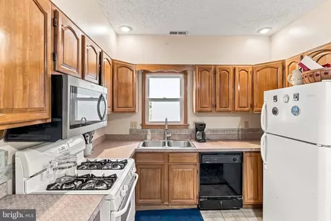 Kitchen - 16 E Pennington St E, Oakland, MD 21550 photo 1 of 2