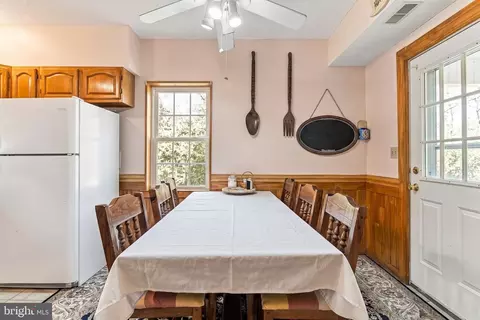 Dining - 16 E Pennington St E, Oakland, MD 21550 photo 1 of 1