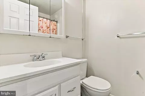 Bath - 16 E Pennington St E, Oakland, MD 21550 photo 3 of 3