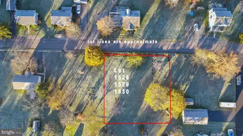 215 D St, Mt Lake Park, MD 21550