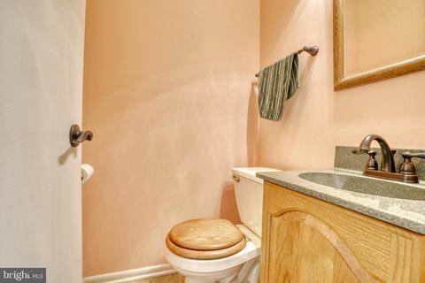 77 Neptune Dr, Joppa, MD 21085 photo 26
