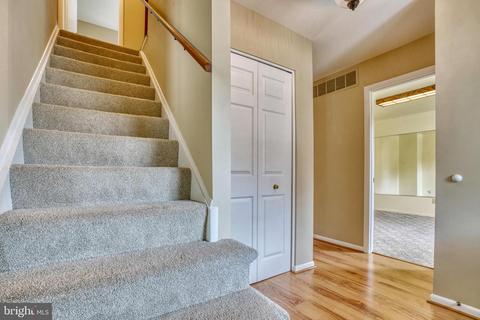 77 Neptune Dr, Joppa, MD 21085 photo 8