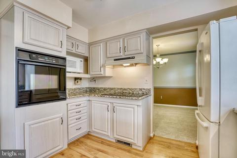 77 Neptune Dr, Joppa, MD 21085 photo 24