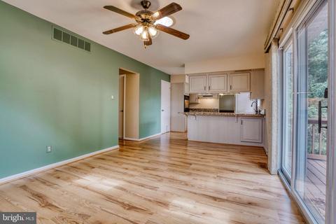 77 Neptune Dr, Joppa, MD 21085 photo 22
