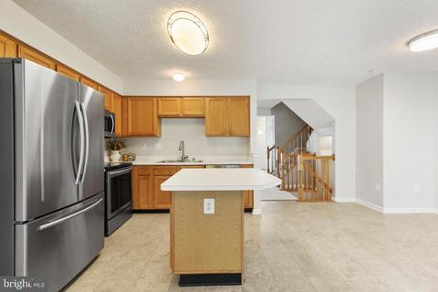 542 Macintosh Cir, Joppa, MD 21085 photo 13