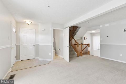 542 Macintosh Cir, Joppa, MD 21085 photo 8