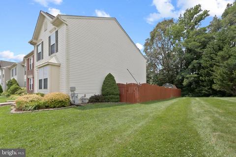 542 Macintosh Cir, Joppa, MD 21085 photo 2