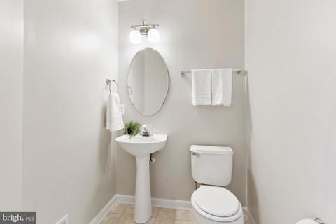 542 Macintosh Cir, Joppa, MD 21085 photo 9