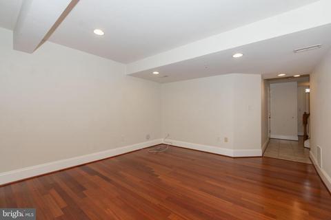 304 Brittany Dr, Joppa, MD 21085 photo 4