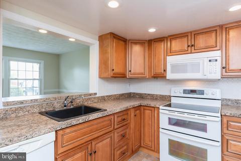 638 Shore Dr, Joppa, MD 21085 photo 16