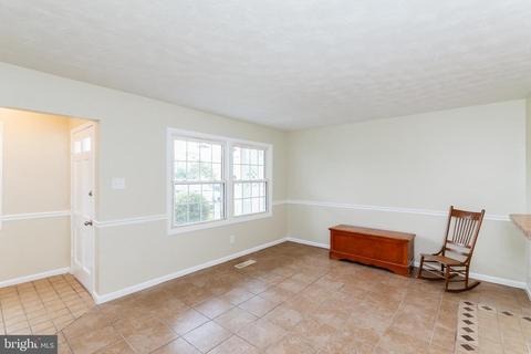 638 Shore Dr, Joppa, MD 21085 photo 8