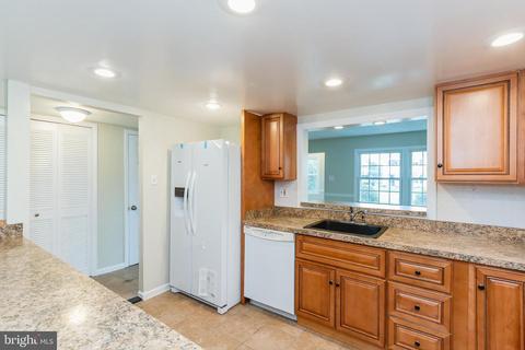 638 Shore Dr, Joppa, MD 21085 photo 19