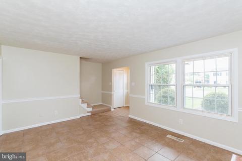 638 Shore Dr, Joppa, MD 21085 photo 9
