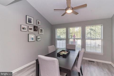 526 Macintosh Cir, Joppa, MD 21085 photo 8