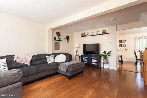 532 Macintosh Cir, Joppa, MD 21085 photo 3