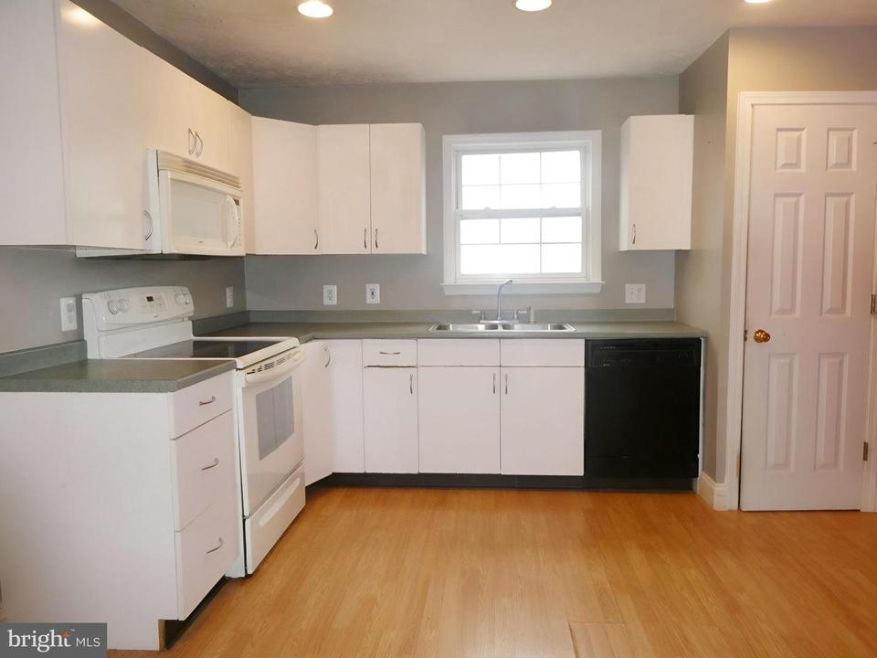  4 S Reed St, Bel Air, MD 21014 photo 5