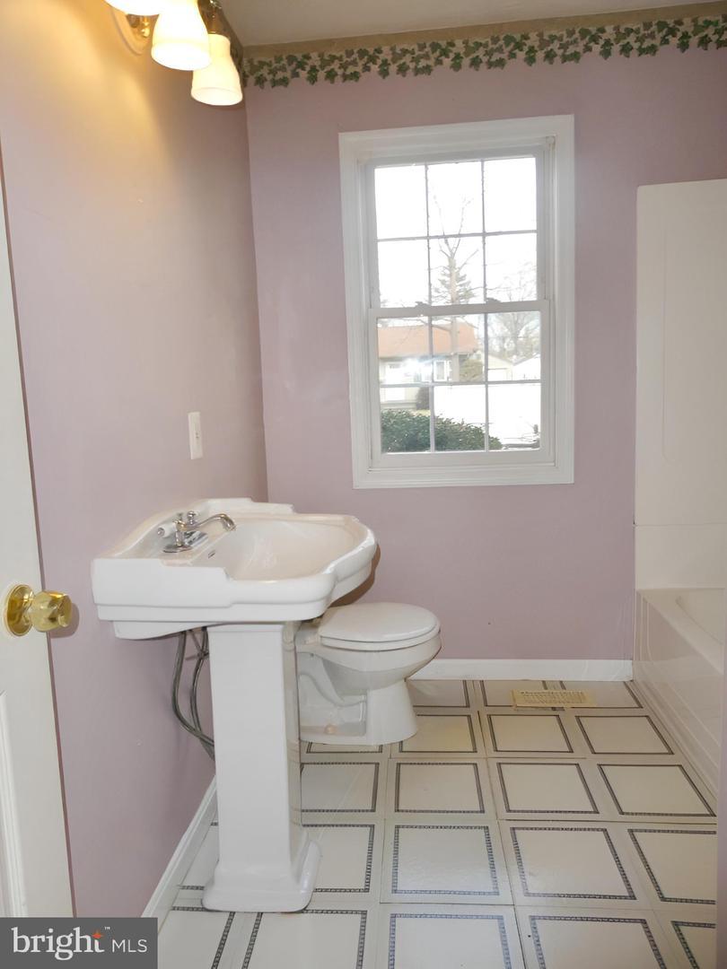  4 S Reed St, Bel Air, MD 21014 photo 11