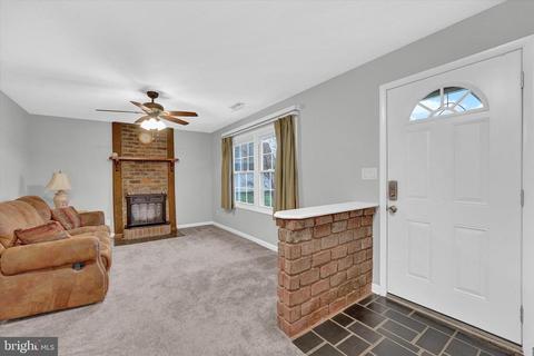 402 Ensor Ct, Joppa, MD 21085 photo 3
