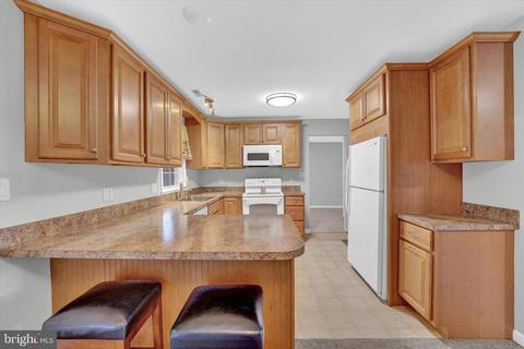 402 Ensor Ct, Joppa, MD 21085 photo 9