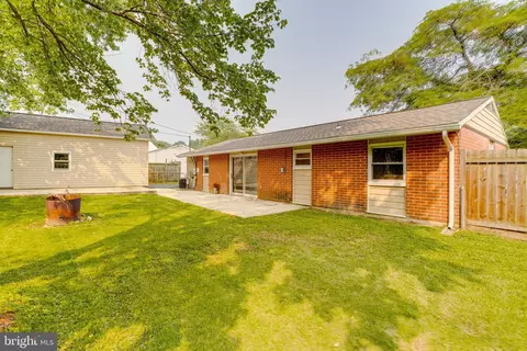 1022 Ensor Dr, Joppa, MD 21085 photo 4