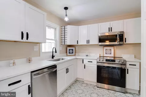 1022 Ensor Dr, Joppa, MD 21085 photo 11