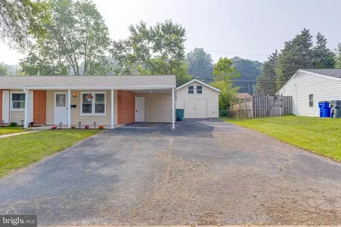 1022 Ensor Dr, Joppa, MD 21085 photo 2