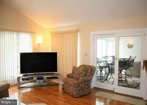 747 Shore Dr, Joppa, MD 21085 photo 18