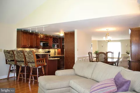 747 Shore Dr, Joppa, MD 21085 photo 28
