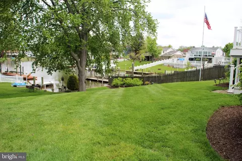 747 Shore Dr, Joppa, MD 21085 photo 5