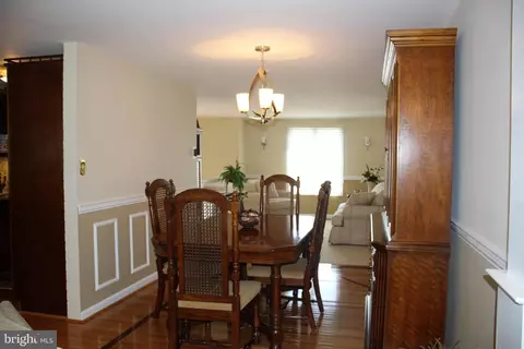 747 Shore Dr, Joppa, MD 21085 photo 11