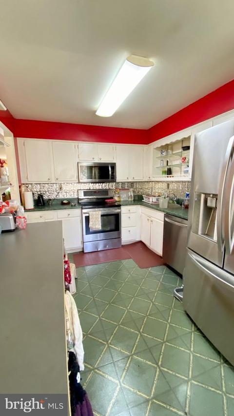 529 Anchor Dr, Joppa, MD 21085 photo 3