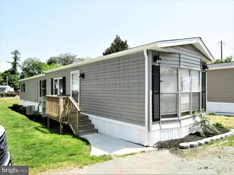 423 Keene Dr, Perryman, MD 21130