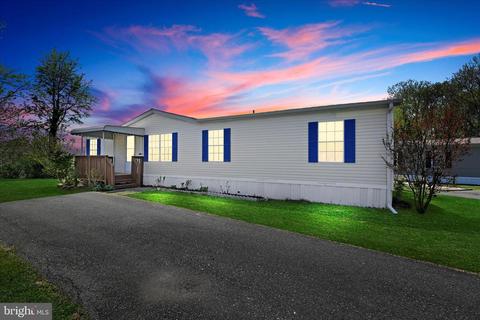 92 Waterview Way, Edgewood, MD 21040