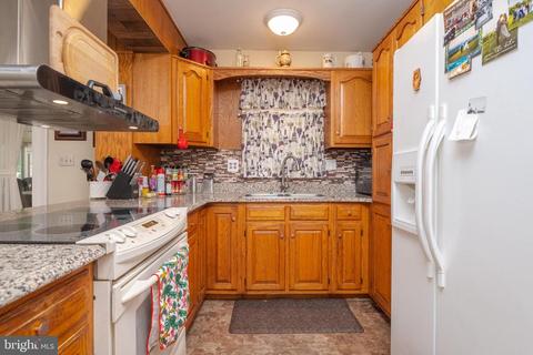 810 Foxwell Rd, Joppa, MD 21085 photo 9
