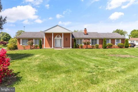 901 Dellwood Dr, Fallston, MD 21047