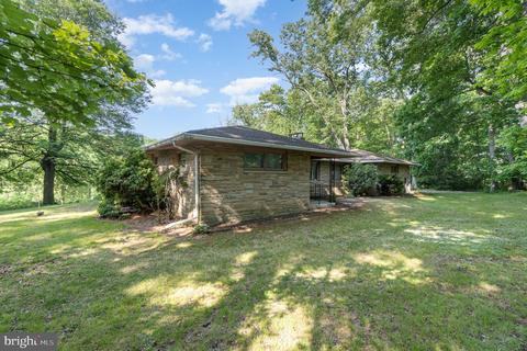 3123 Dry Branch Rd, White Hall, MD 21161